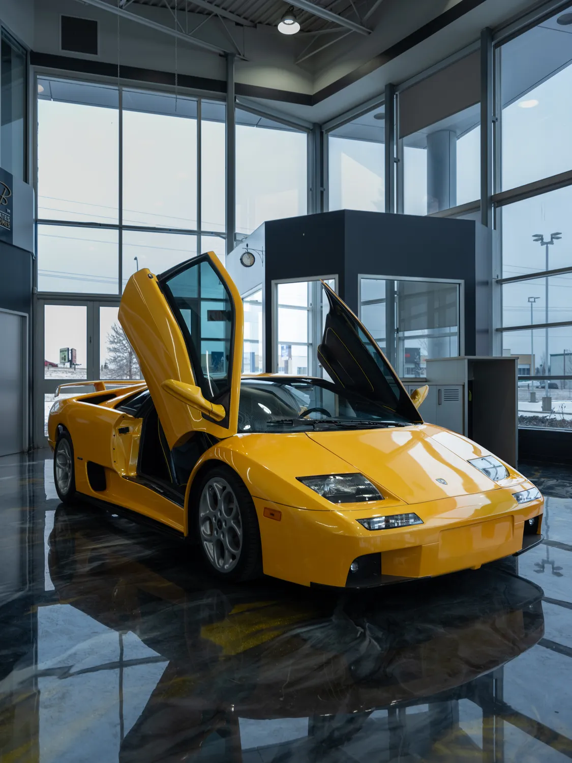 2001 Lamborghini Diablo